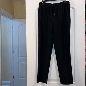 Black Vince Camuto drawstring dress pants with pockets. Size small